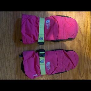 North face snow gloves